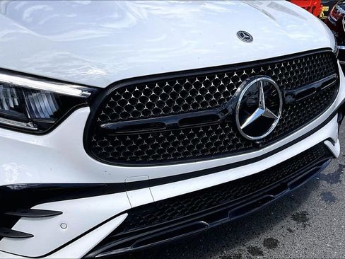 Certified 2025 Mercedes-Benz GLC 300 4MATIC image 30