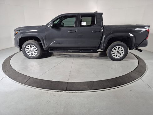 New 2026 Toyota Tacoma SR5 image 2