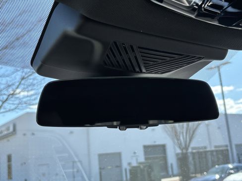 Certified 2025 BMW X2 xDrive28i image 27