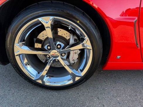 Used 2010 Chevrolet Corvette Grand Sport w/ Preferred Equipment Group image 13