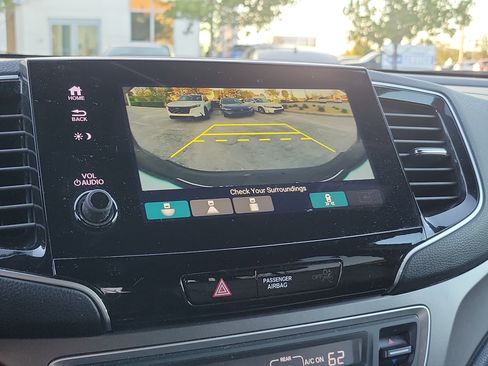 Used 2023 Honda Passport EX-L image 25