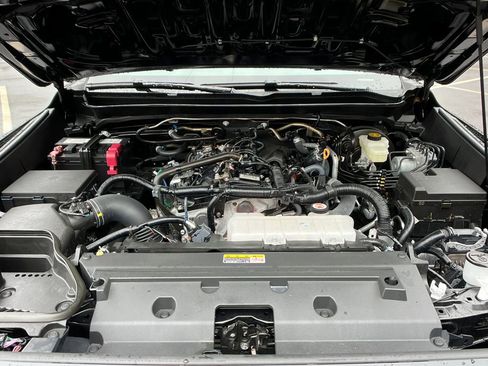 Used 2025 Toyota Tacoma SR5 image 22