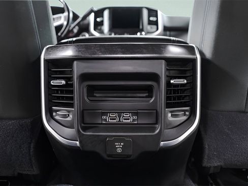 Used 2021 RAM 2500 Big Horn w/ Level 2 Equipment Group image 32