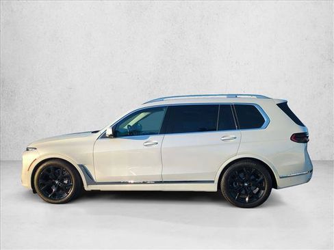 Certified 2026 BMW X7 xDrive40i AWD/4WD image 9
