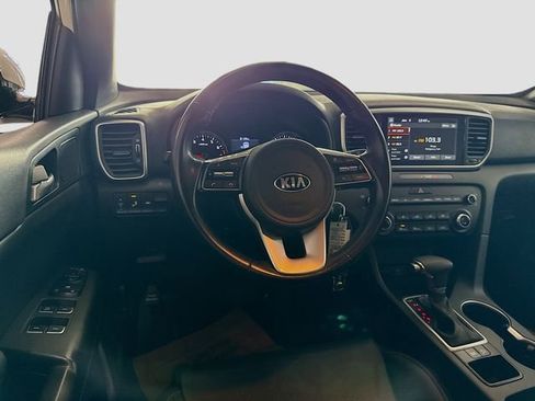 Used 2021 Kia Sportage S image 18