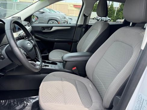 Used 2022 Ford Escape SE w/ Convenience Package AWD/4WD image 6