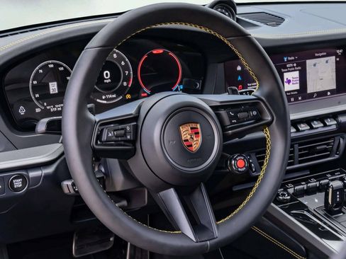 Used 2026 Porsche 911 Carrera RWD image 16