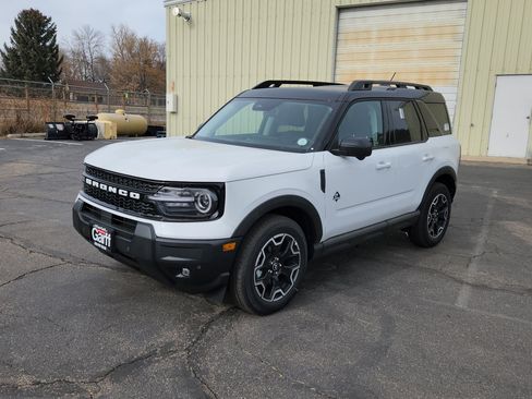 New 2025 Ford Bronco Sport Outer Banks w/ Outer Banks Tech Package+ image 2
