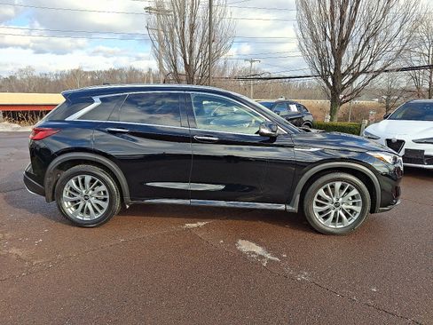 Certified 2025 INFINITI QX50 Luxe image 7