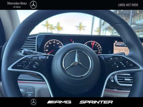 New 2026 Mercedes-Benz GLE 450e 4MATIC image 30