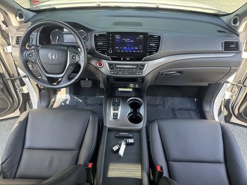 Used 2023 Honda Ridgeline RTL-E image 9