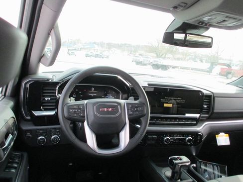 New 2026 GMC Sierra 1500 SLT w/ SLT Premium Plus Package image 14