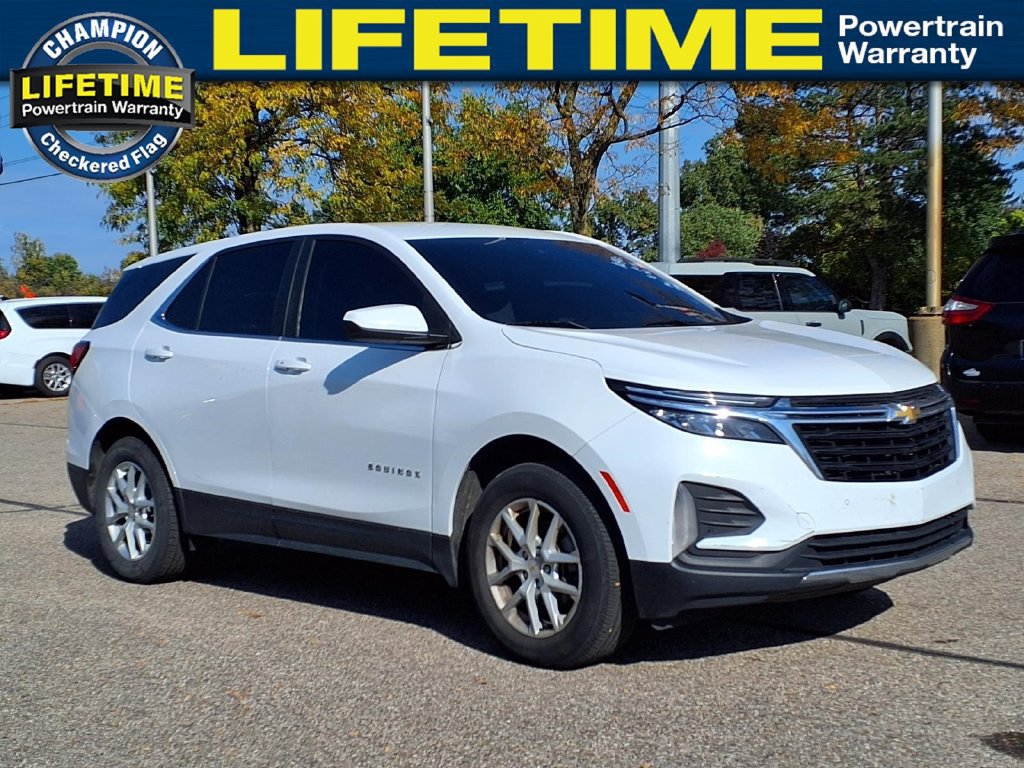 Used 2024 Chevrolet Equinox LT w/ LPO, Floor Liner Package AWD/4WD image 3
