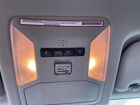 Used 2021 Toyota RAV4 LE FWD image 24