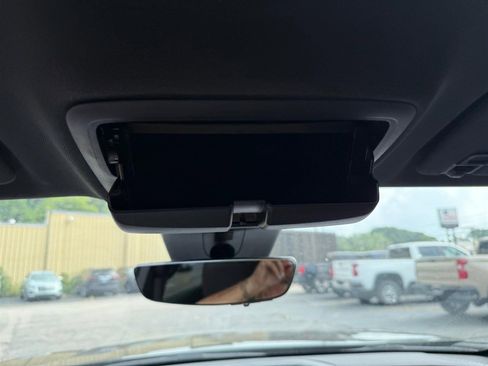 Used 2024 Chevrolet Traverse RS w/ LPO, Floor Liner Package image 21