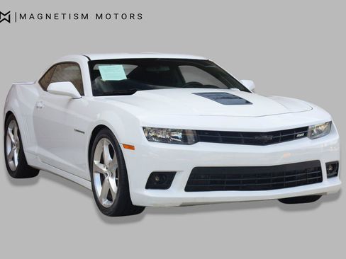 Used 2015 Chevrolet Camaro SS w/ Rear Vision Package RWD image 4