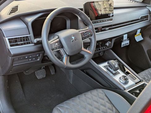 New 2025 Mitsubishi Outlander SEL AWD/4WD image 10