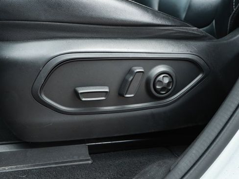 Used 2023 Jeep Grand Cherokee 4WD 4xe image 27
