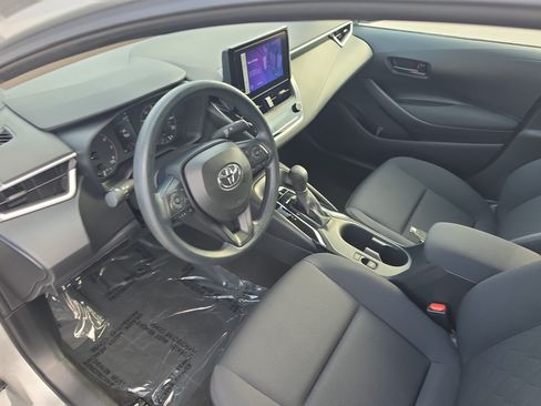 Used 2024 Toyota Corolla LE FWD image 7