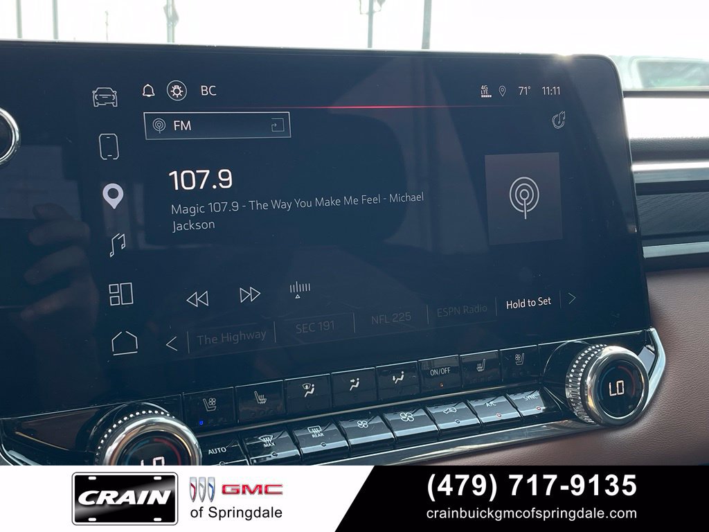 Used 2026 GMC Canyon AT4 w/ Technology Plus Package AWD/4WD image 15