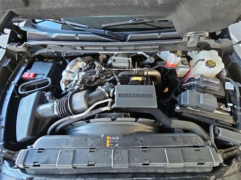 Used 2023 GMC Sierra 3500 Denali w/ Denali Ultimate Package image 18