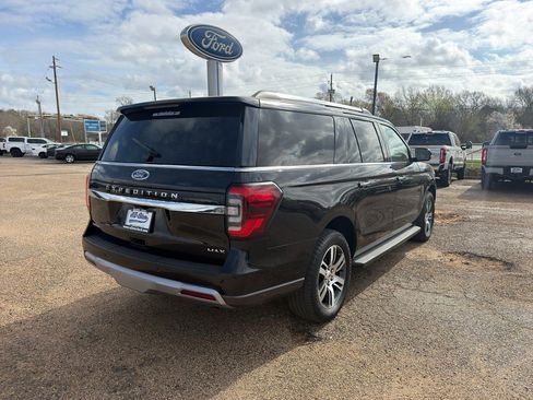 Used 2024 Ford Expedition Max Limited image 5