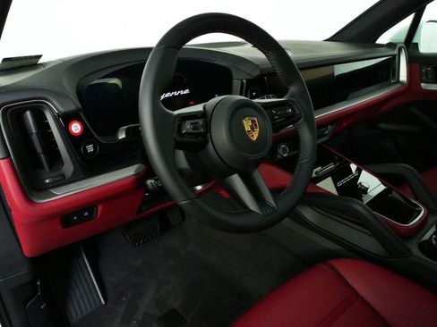 New 2026 Porsche Cayenne AWD/4WD image 4
