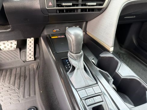 Used 2025 Toyota Camry SE w/ Multimedia Upgrade Package FWD image 14