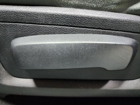 Used 2017 RAM 1500 Express AWD/4WD image 17