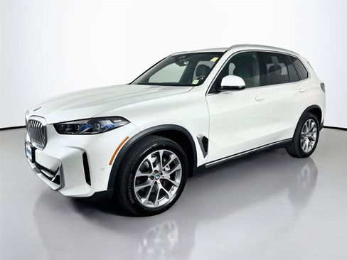 Used 2026 BMW X5 xDrive40i AWD/4WD image 2