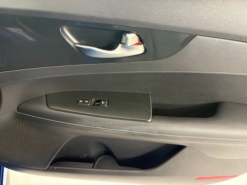 Used 2023 Kia Forte GT-Line w/ GT-Line Premium Package image 12