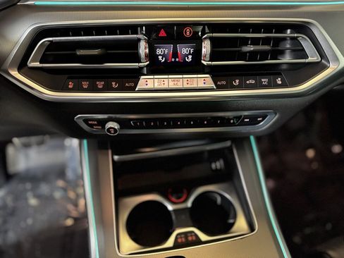 Used 2020 BMW X5 M50i w/ Executive Package image 16