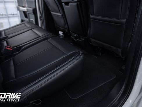 Used 2020 Ford F150 Lariat image 19