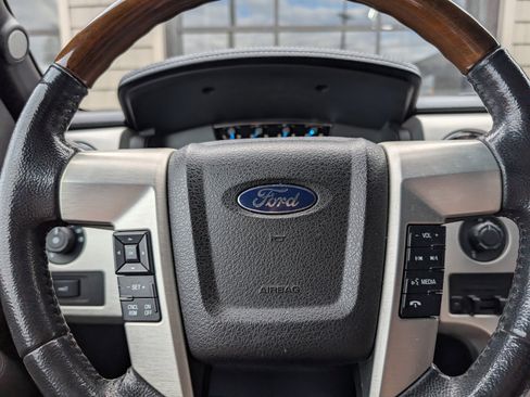Used 2013 Ford F150 Platinum image 18