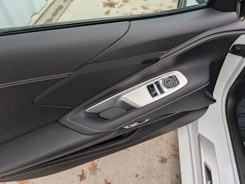 Used 2023 Chevrolet Corvette Stingray w/ Z51 Performance Package image 6