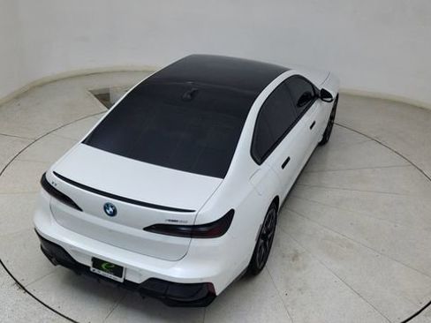 Used 2023 BMW i7 xDrive60 w/ Executive Package 2 image 82