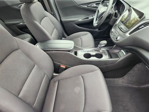 Used 2024 Chevrolet Malibu LT image 14