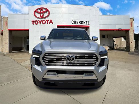 Used 2026 Toyota Tacoma Limited AWD/4WD image 2