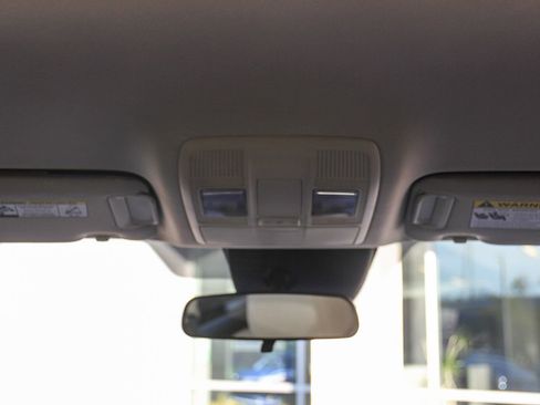 Used 2017 MAZDA CX-5 Touring image 16