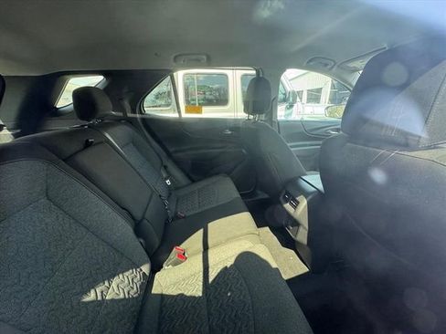 Used 2024 Chevrolet Equinox LT image 4