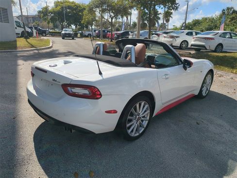 Used 2018 FIAT 124 Spider Lusso w/ Convenience Group image 5