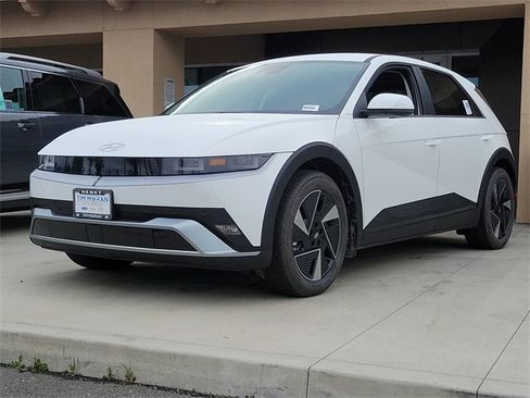 New 2026 Hyundai Ioniq 5 SE image 5