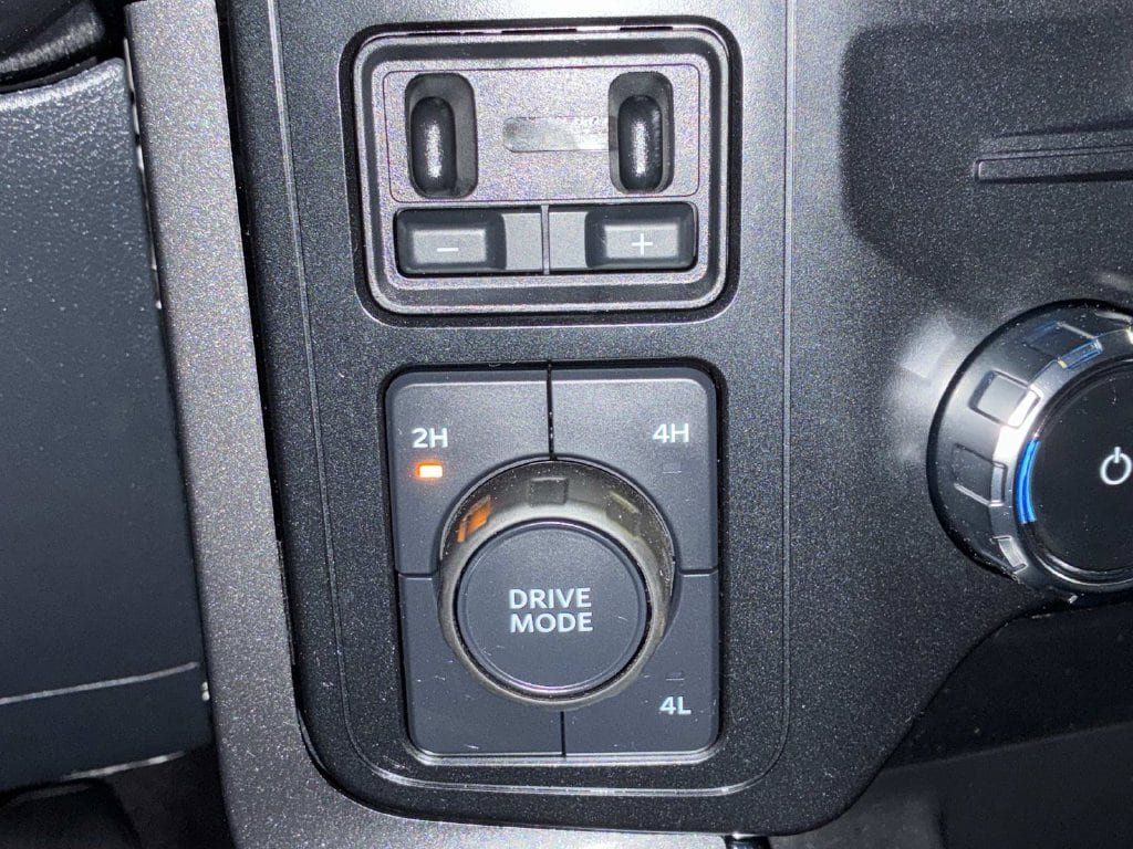 Used 2023 Ford F150 XLT w/ Equipment Group 302A High AWD/4WD image 29