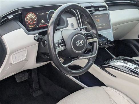 Used 2023 Hyundai Tucson Limited image 10