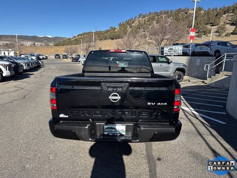 Used 2023 Nissan Frontier SV image 11