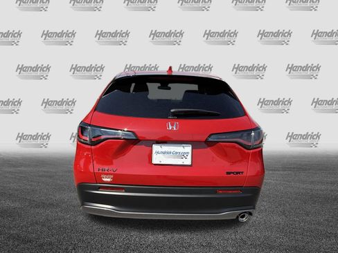 New 2026 Honda HR-V Sport image 9