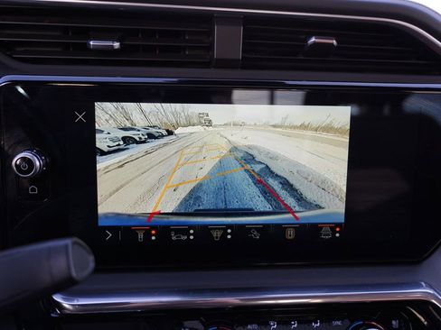 Used 2024 GMC Sierra 3500 Denali Ultimate image 33