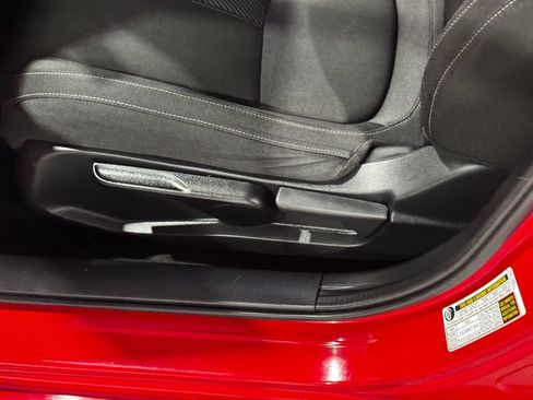 Used 2019 Honda Civic EX image 18