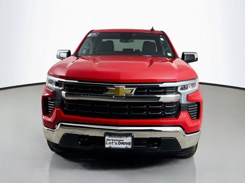 Used 2024 Chevrolet Silverado 1500 LT AWD/4WD image 4