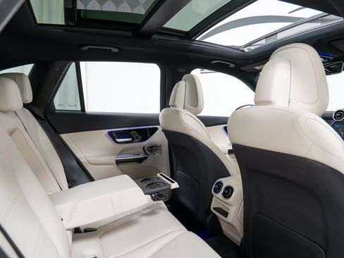 Certified 2024 Mercedes-Benz GLC 300 4MATIC image 23